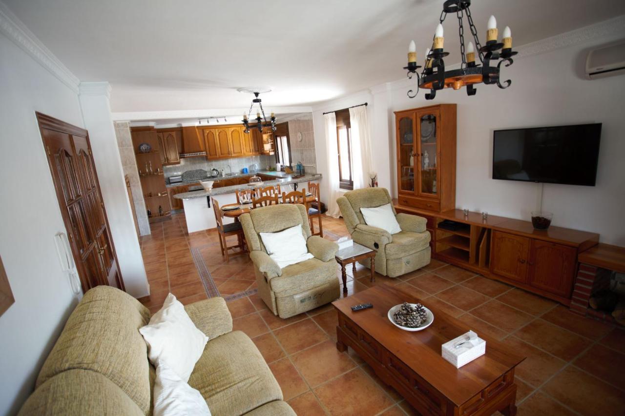 Casa De Las Montanas Вільянуева-дель-Трабуко Екстер'єр фото